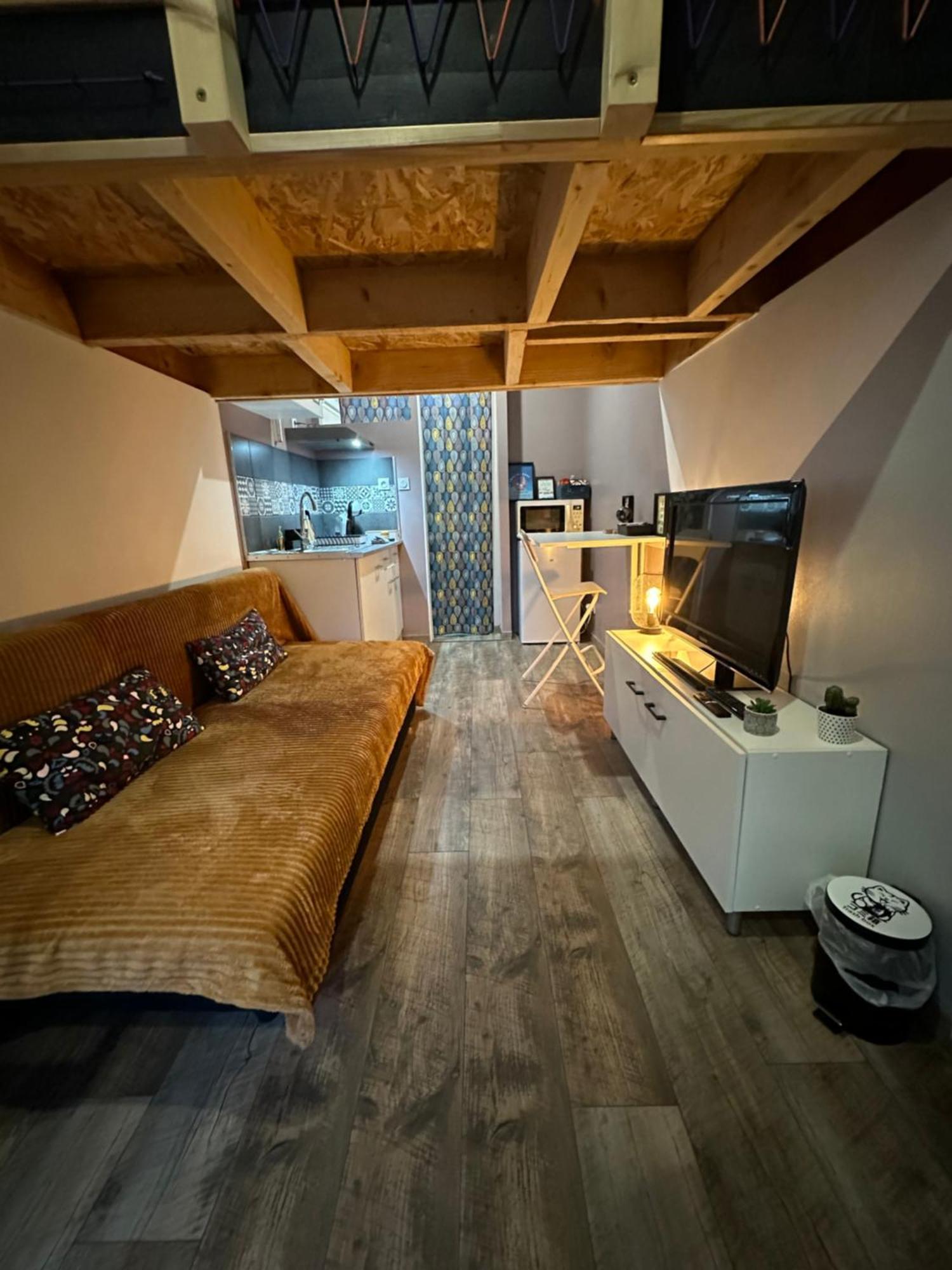 La Tiny : Adorable Petit Studio /Parking Gratuit. อองกูแลม ภายนอก รูปภาพ