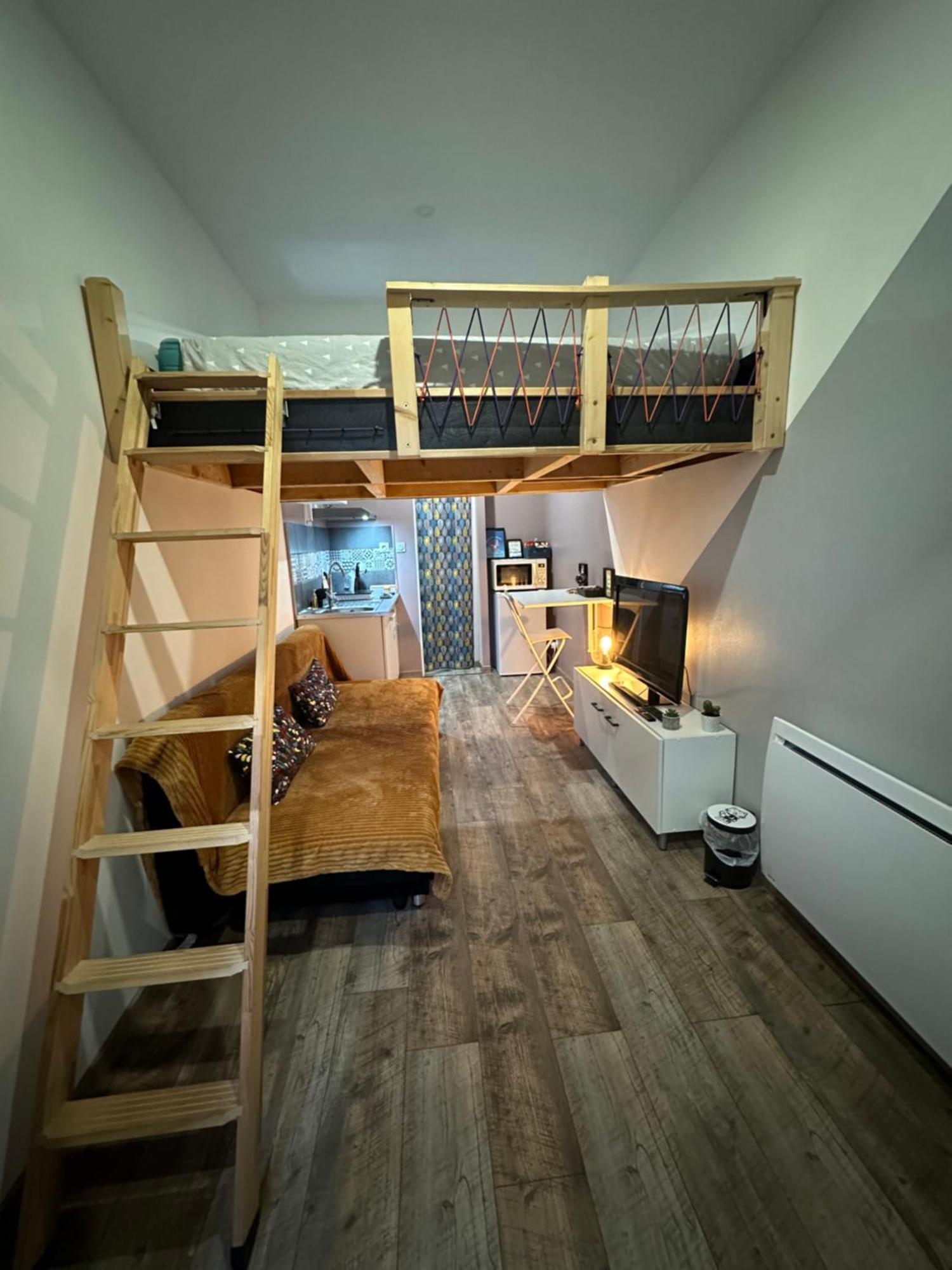 La Tiny : Adorable Petit Studio /Parking Gratuit. อองกูแลม ภายนอก รูปภาพ